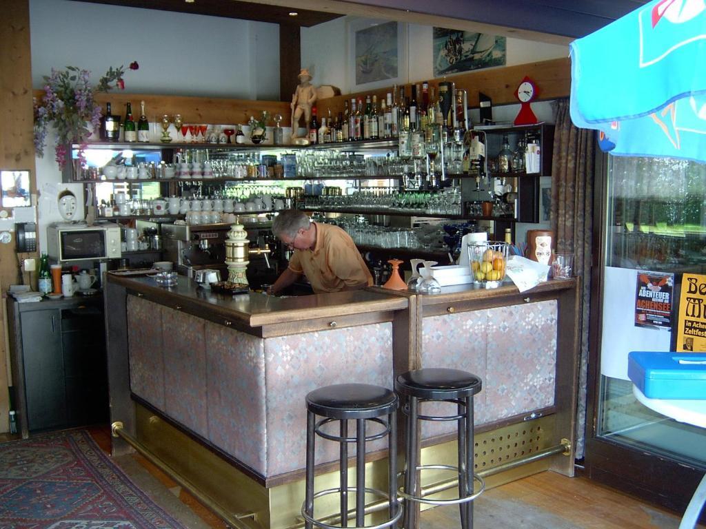 Das Landhaus Am See อาเคนเคียร์ค ภายนอก รูปภาพ